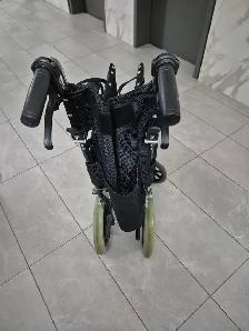 wheelchair - Photo 4