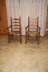 Chaises capitaines anciennes (1930) antique 35$ch ou..., livré s