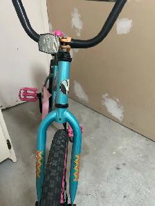 velo pour enfants  huffy Avigo blossom 20 pouces -75$ - Photo 3