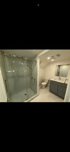 High Park-Roncesvalles Bright Spacious High Ceiling 1 Bdrm - Photo 5