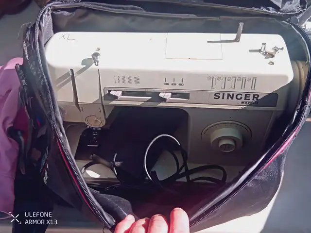 Singer Merritt sewing machine