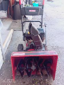 Craftsman Snowblower - Photo 2
