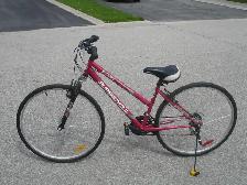 FEMALE'S HYBRID 700C SUPERCYCLE SOLARIS 18SPD ROAD/TRAIL BIKE! - Photo 4