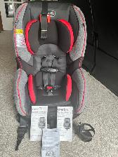 2 Baby Child Car Seats - EVENFLO Titan 65