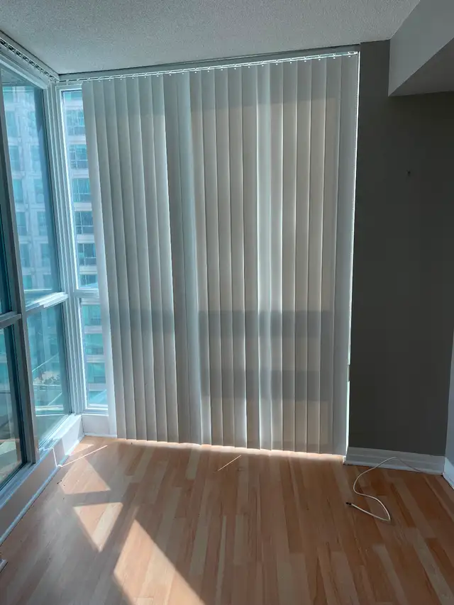 Looking for roommate near Union Station