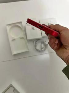 iPhone 13 MINI 256GB Unlocked - Mint Condition! - Photo 2