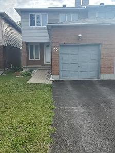 For rent: Large furnished room in updated home $950