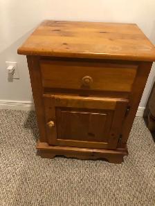 5 piece Pine Bedroom Set - Photo 3