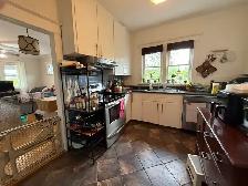 Three Bedroom House for Rent – 5 Newcastle Street, Dartmouth - Photo 2