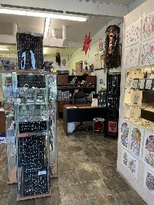 TATTOO and PIERCING SHOP - Photo 3