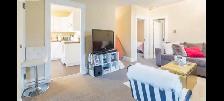 Upper unit, in an excellent location! - Photo 4