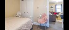 Upper unit, in an excellent location! - Photo 5