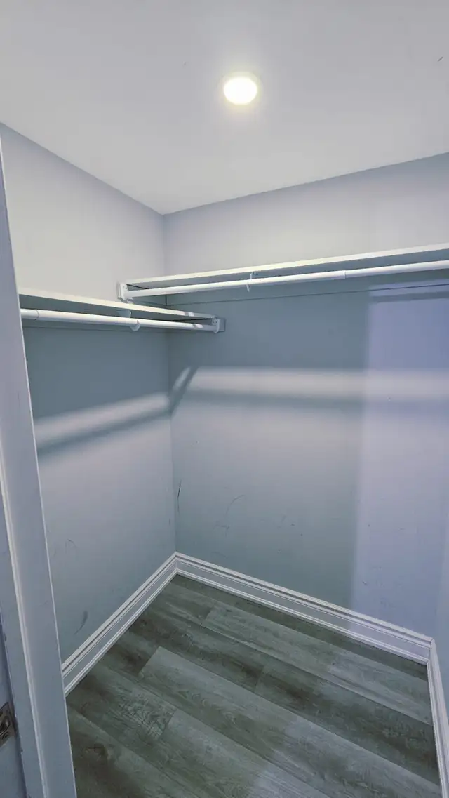 Room available for girl