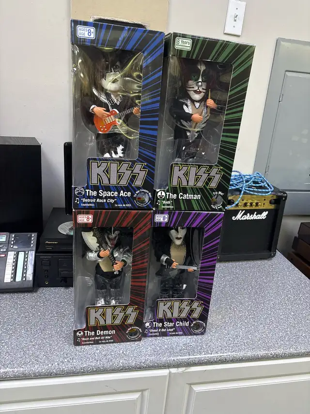 Kiss on line Figures  Catman,  Demon, Space Ace & Start Child