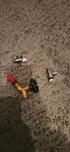 Plumbing fittings - Photo 4