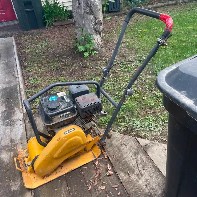 Gasoline powered PLATE TAMPER ~ YES IT IS AVAILABLE - DON'T ASK