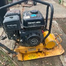 Gasoline powered PLATE TAMPER ~ YES IT IS AVAILABLE - DON'T ASK - Photo 2