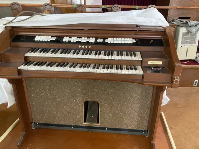 free Baldwin organ