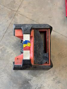 Milwaukee Radio Rough Shape - Photo 2