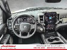 2026 Ram 1500 SPORT 5.7L HEMI V8 w/ eTorque / Dual-Pane Panorami - Photo 11