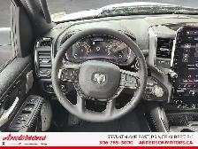 2026 Ram 1500 SPORT 5.7L HEMI V8 w/ eTorque / Dual-Pane Panorami - Photo 13