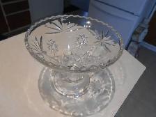 1-PLATEAU EN VERRE TAILLE AVEC UN PIED,MOTIFS-FLEURS,NEUF. - Photo 2