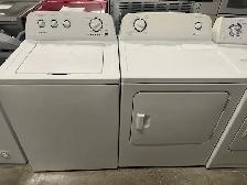 Laveuse sécheuse traditionnelles blanches Amana