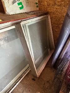 old windows - Photo 2