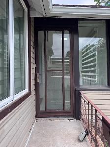 SCREEN DOOR RIGHT HAND 32 INCHES WIDE HEIGHT 79 INCHES