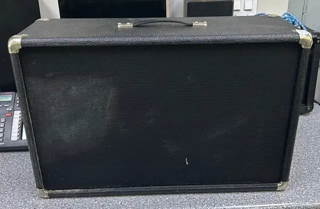 Fender Special Design Speaker Pair in Cabinet