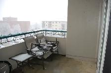 Large apartment in well managed building! - Photo 10