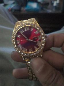 selling watch - Photo 2