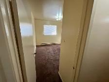 2 Bedroom - EK/Elmwood - 320 Poplar Ave - Photo 6