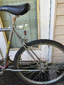 Two bikes for man and woman - Photo 7
