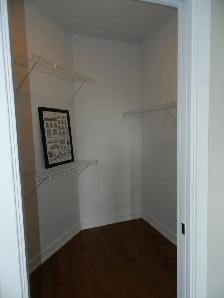Beautiful modern condo, close to Ottawa, includes all appliances - Photo 6