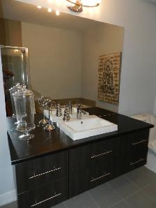 Beautiful modern condo, close to Ottawa, includes all appliances - Photo 7