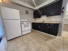 Trenton 2 bedroom   1 wastooms ground floor hugh unit $1450 - Photo 9