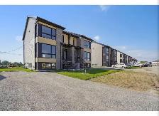 3 Beds 1.5 Baths - House