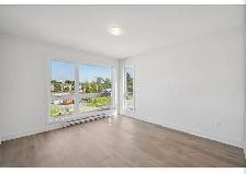 3 Beds 1.5 Baths - House - Photo 7
