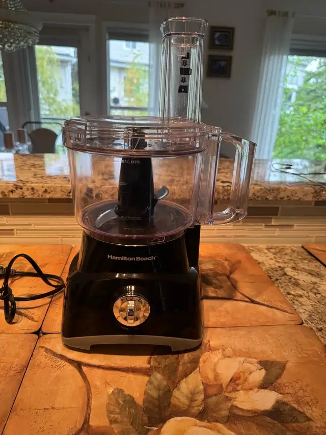 LIKE NEW - Hamilton Beach ChefPrep™ 8 Cup Food Processor