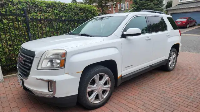 2017 GMC TERRAIN SLE-2