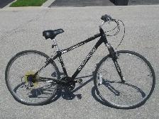 ALL ALUMINUM 700C SCHWINN HYBRID SERIES 24 SPD WITH SUSPENSION! - Photo 3
