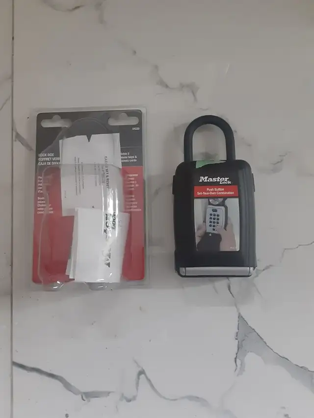 Master Lock Combination - 3 pieces
