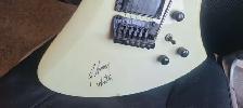 BC Rich Mockingbird Guitar, autographed by Johhny Winter, DEAL! - Photo 2