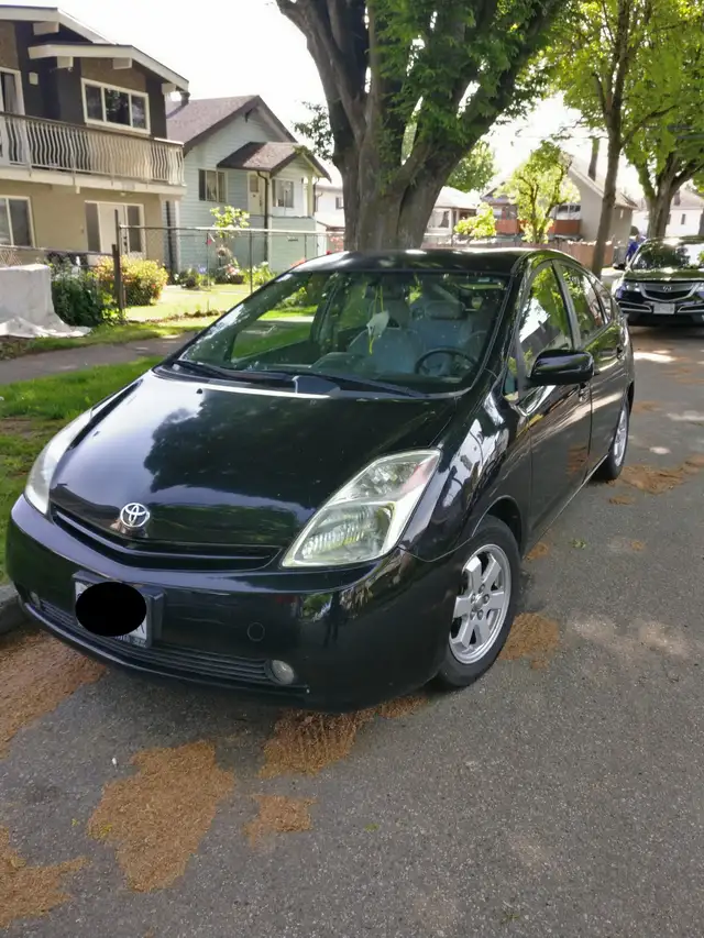 2005 Toyota Prius - Good condition