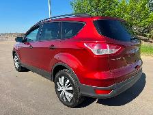 2014 Ford Escape FWD - ONLY 93K - DRIVES LIKE NEW - Photo 3