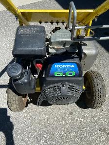 Karcher 2650 PSI Pressure Washer - Photo 3
