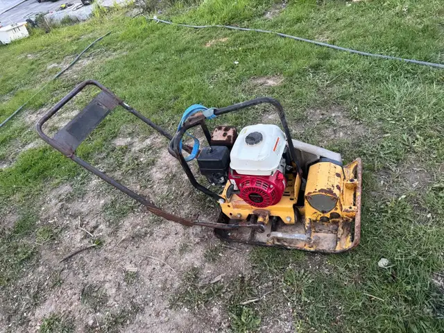Wacker Neuson Plate Tamper w Honda Engine