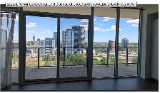 Modern Studio for Rent – 741 King St W, Kitchener (15th Floor) - Photo 6