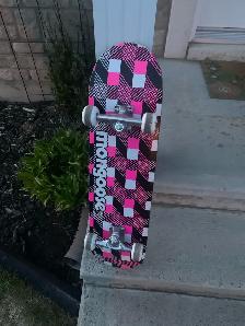 Planche à roulettes Mongoose
